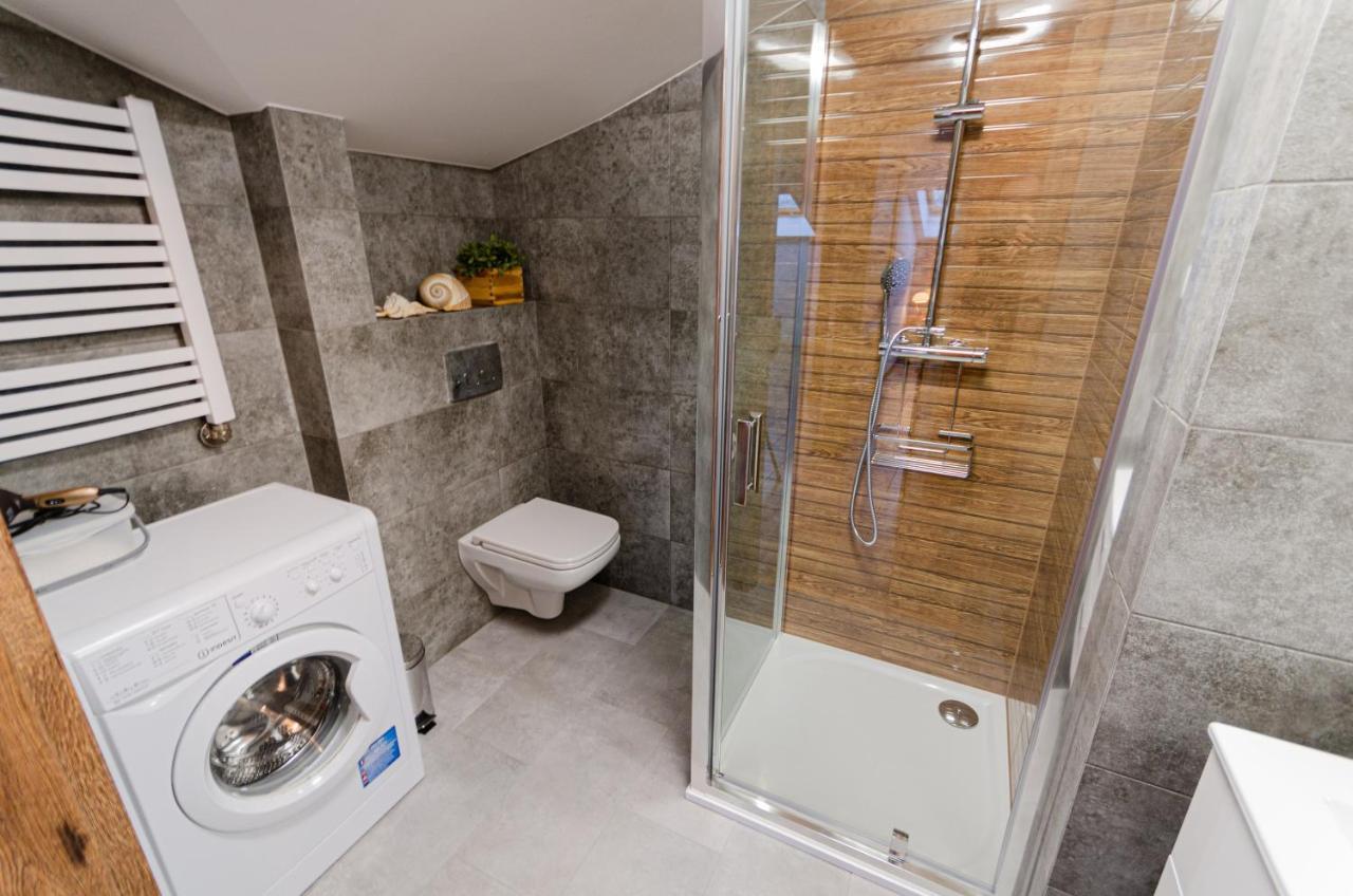 Bronowicka Premium Apartment - 52M2 With Private Parking Krasków Eksteriør bilde