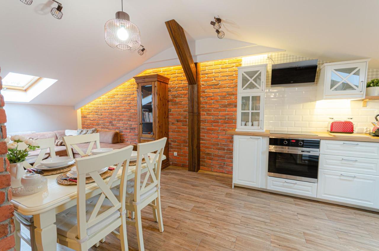 Bronowicka Premium Apartment - 52M2 With Private Parking Krasków Eksteriør bilde